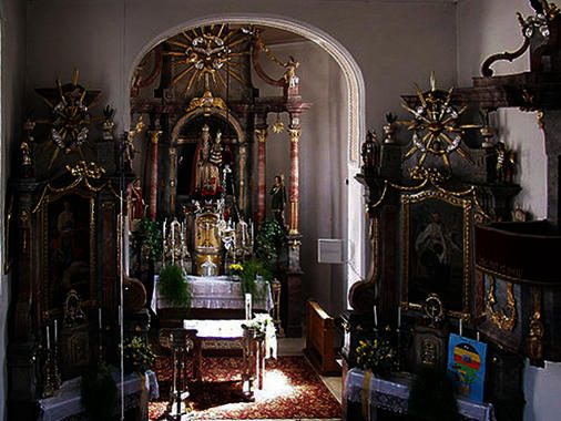 Pfarrkirche_Mariä_Heimsuchung_003