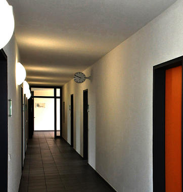 Büro_und_Aufenthaltsgebäude_für_technisches_Personal_004